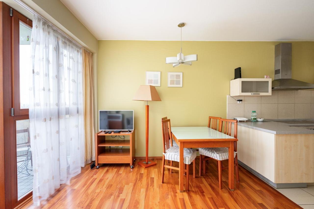 Căn hộ Aleja Wyscigowa Comfort *