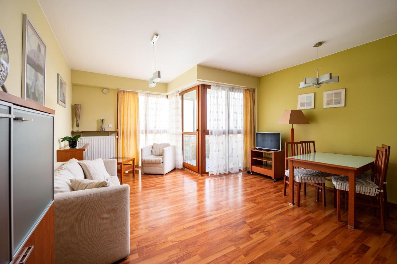 Aleja Wyscigowa Comfort Căn hộ