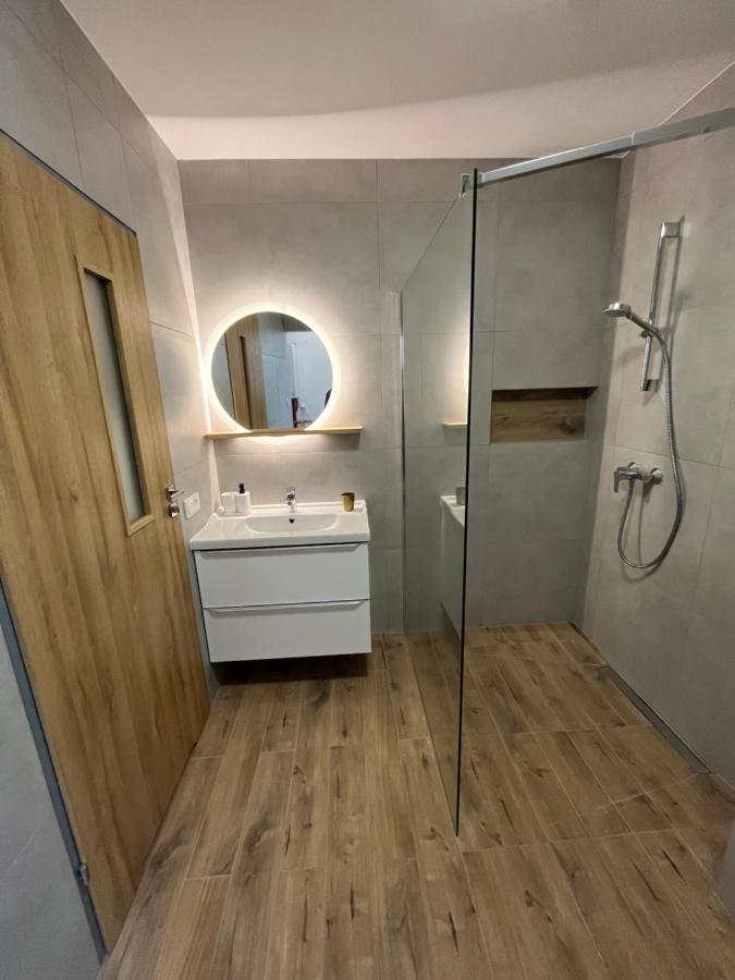 Separate In A New Townhouse In