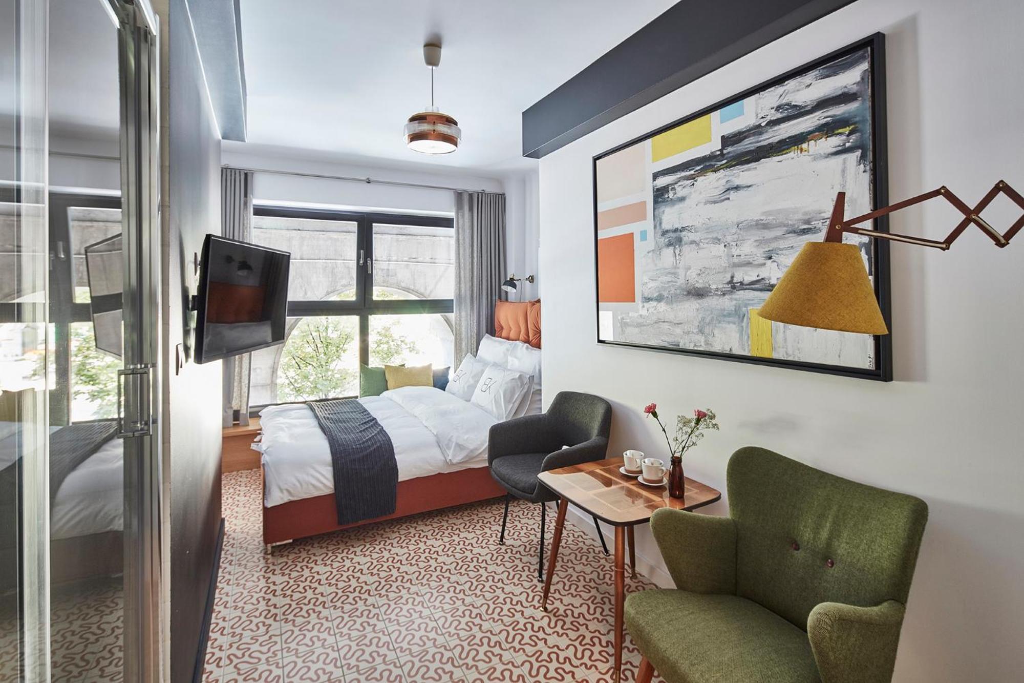 Hotel Bez Kantow Art *