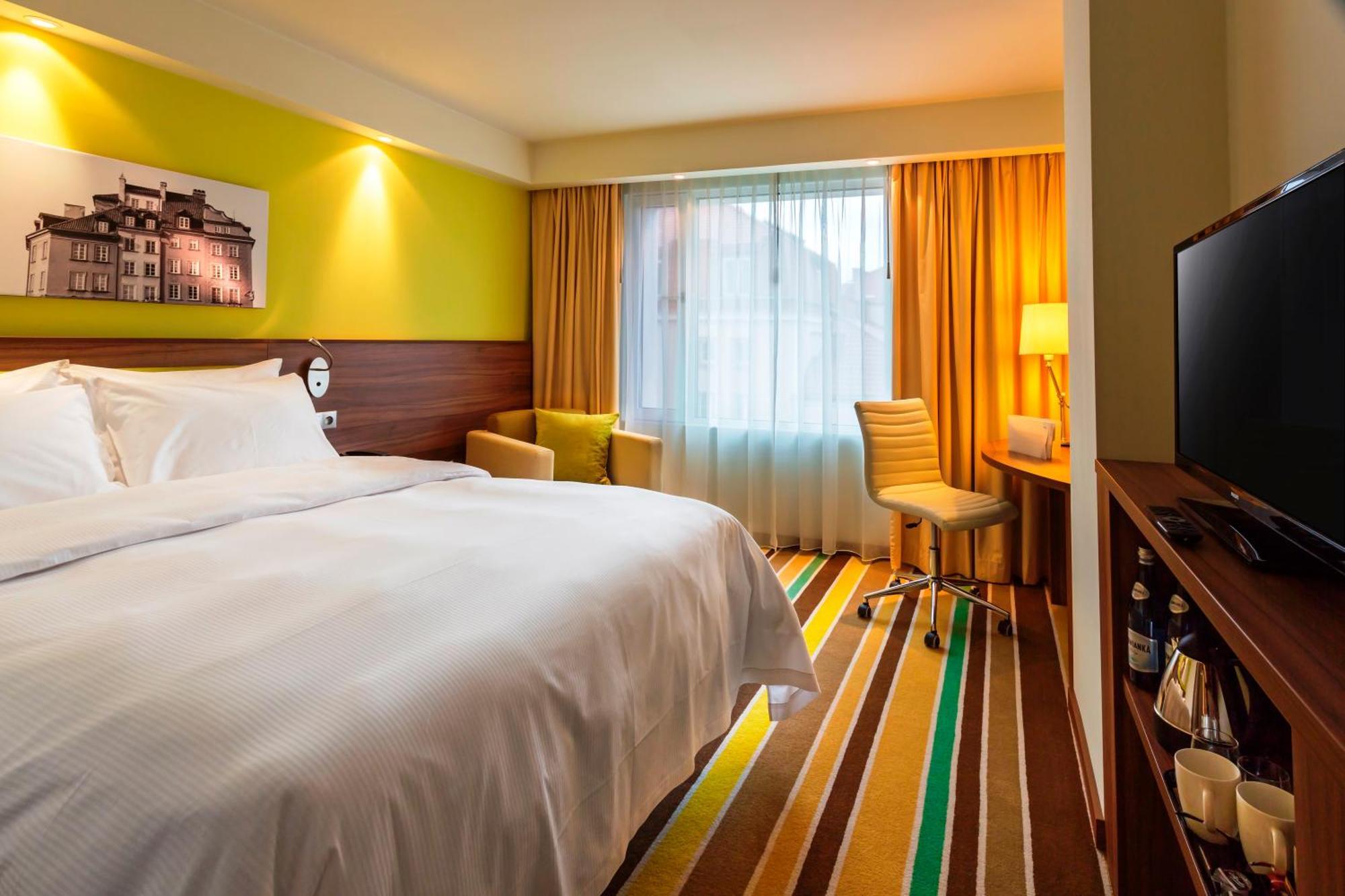 Hotel Hampton By Hilton Centre 3*