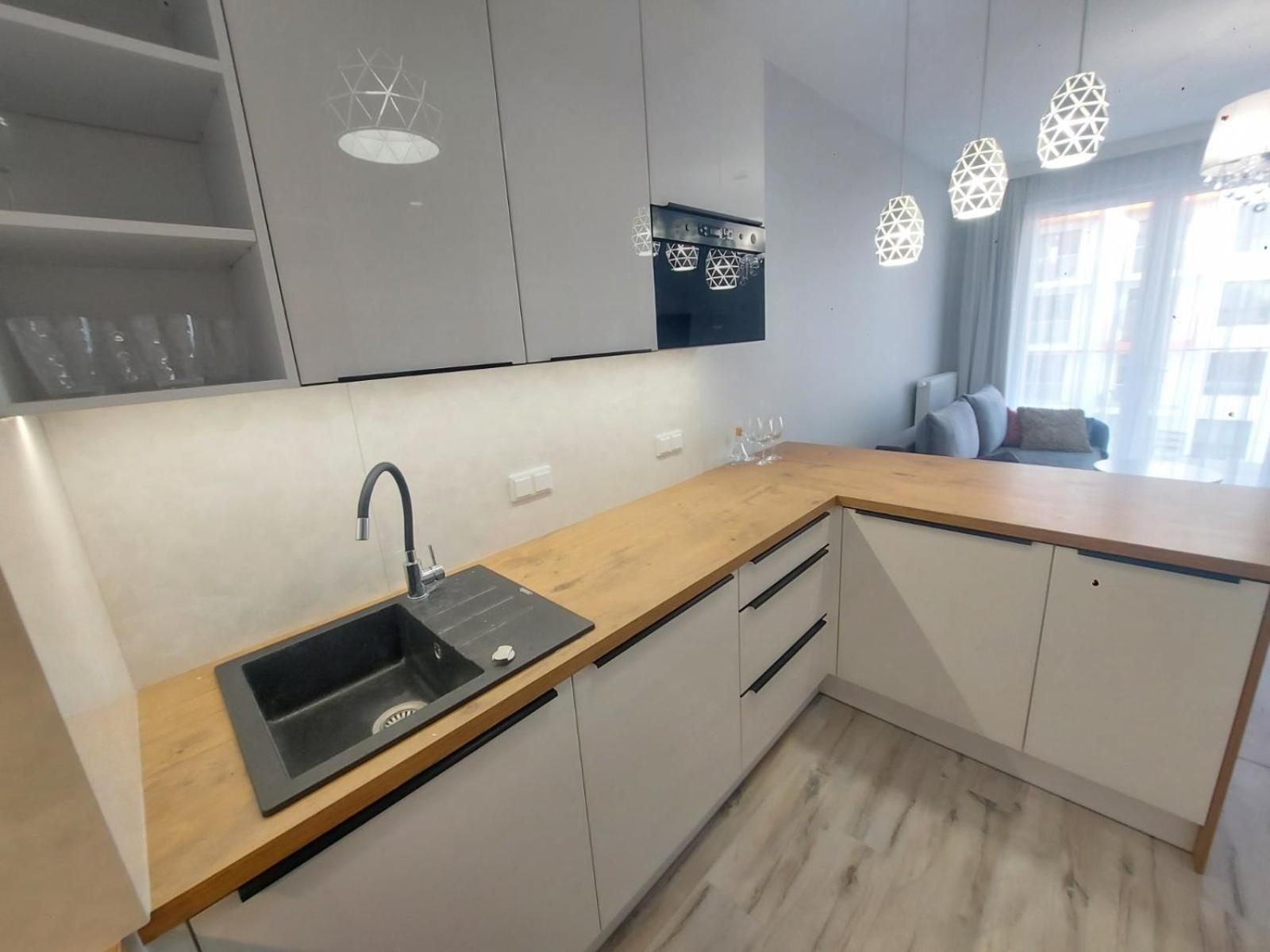 Lux 2 Pokojowe In Z Bezplatnym Podziemnym Parkingem Apartment