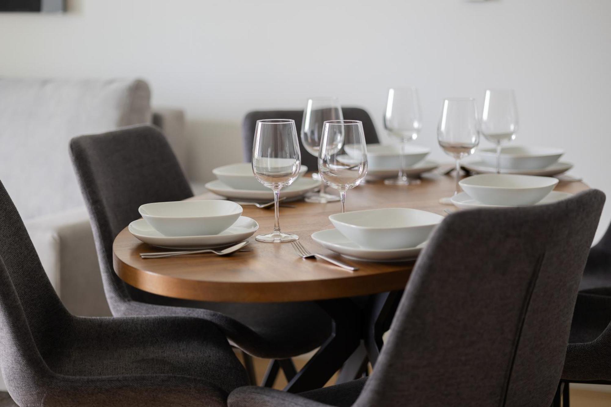 Apartment Luxurious And Modern In Center With Parking By Renters Prestige *