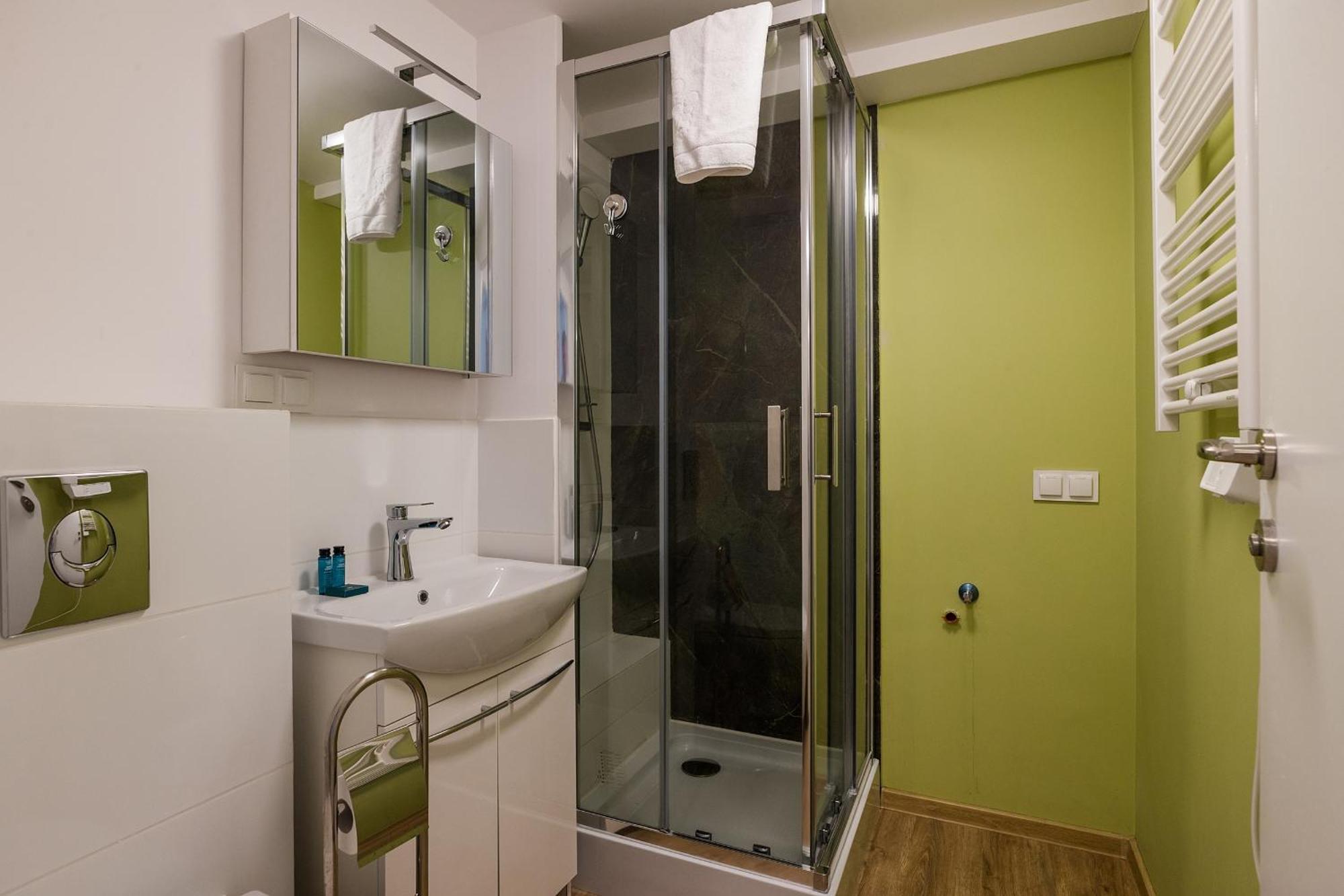 Apartment Shortstaypoland Batorego *