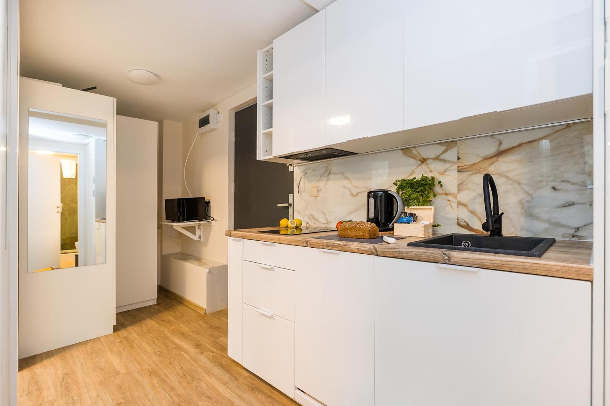 Shortstaypoland Batorego Apartment Warsaw