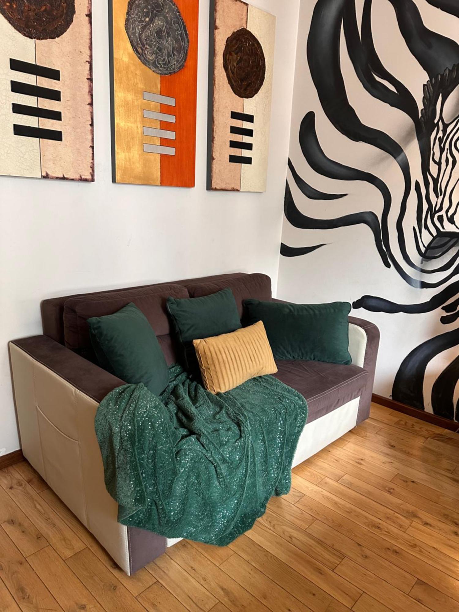 Apartament Africa *