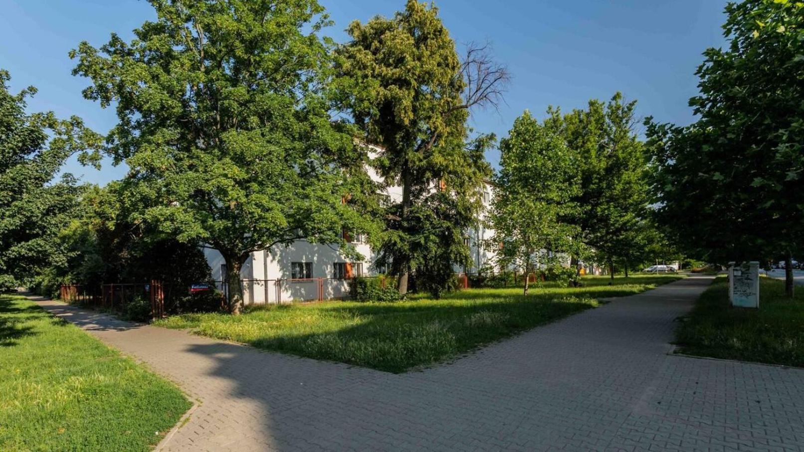 Green Oasis Praga Poludnie Warszawa