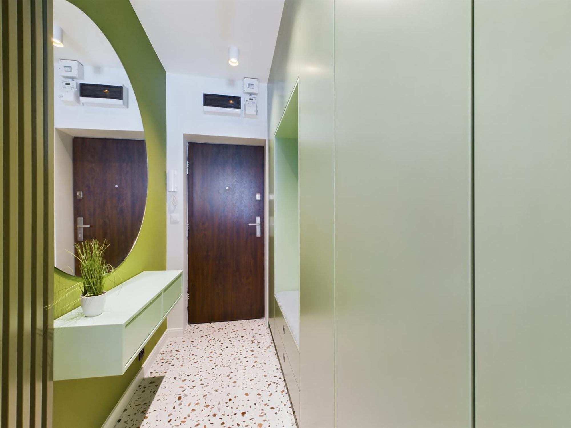 Center Hoza By Renters Warschau