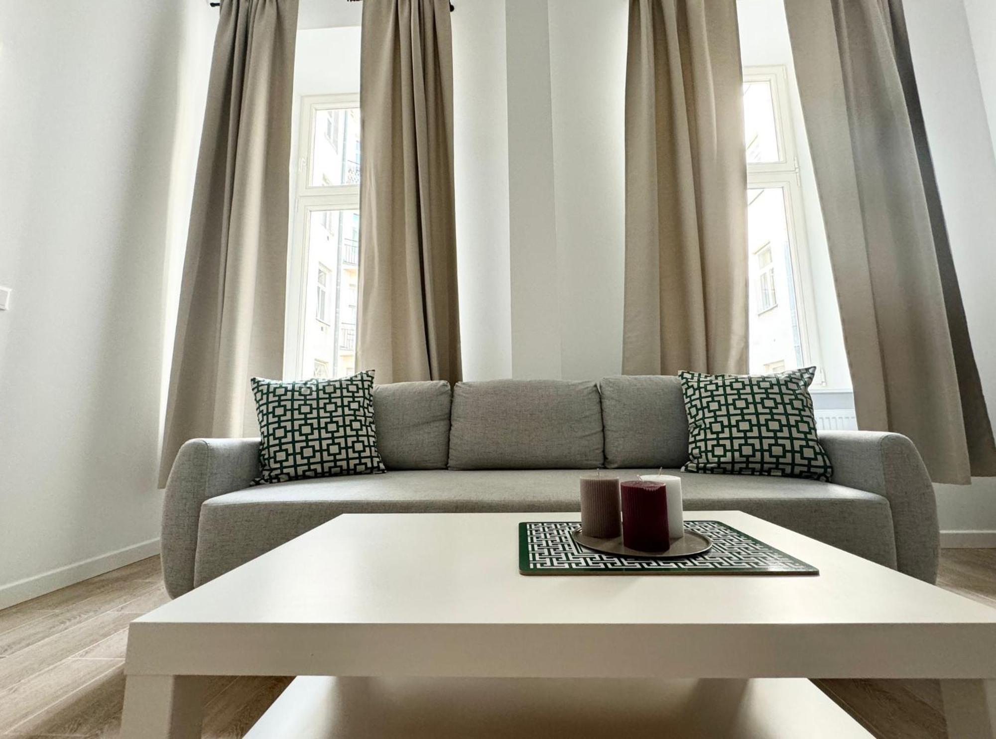 Apartamento Luxury Design - Poznanska Center *