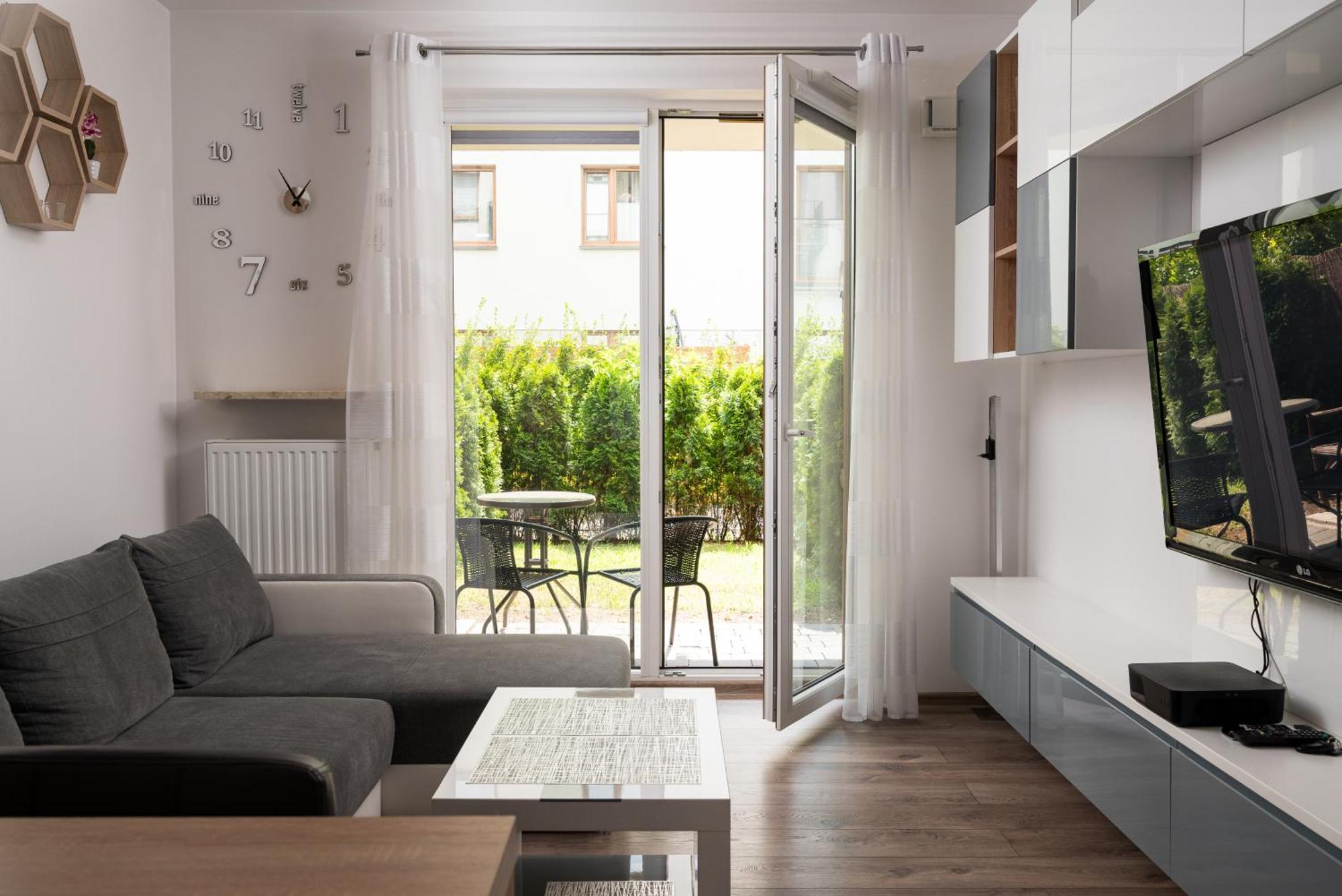 Metro Bemowo With Garden Apartment