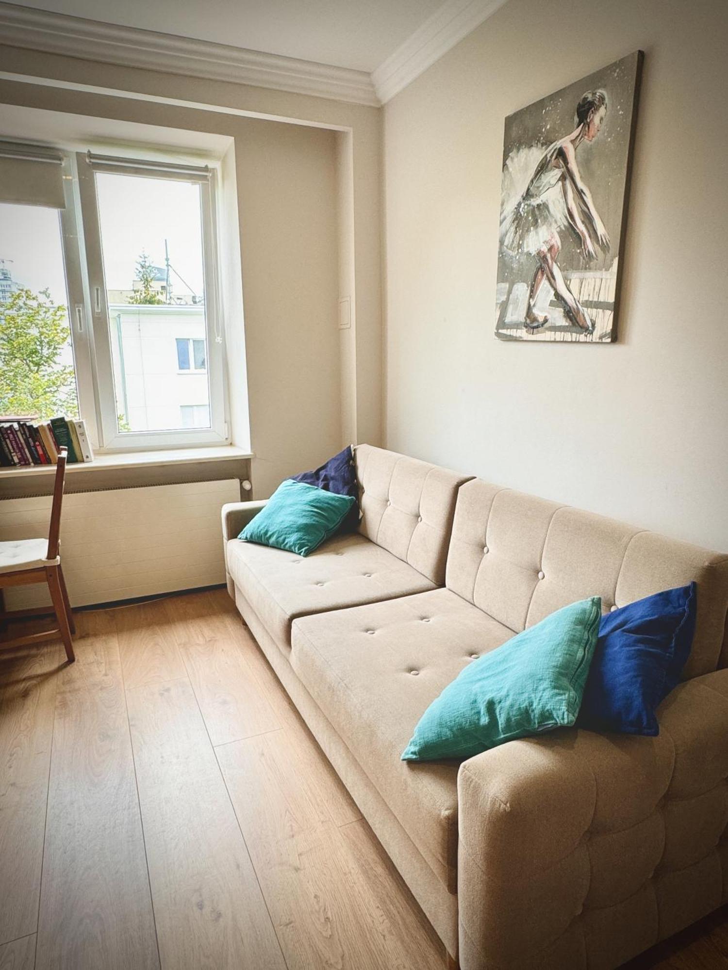 Apartment 43m2 Saski- Blisko Starowki I Dworca Centralnego- Elektoralna 19a