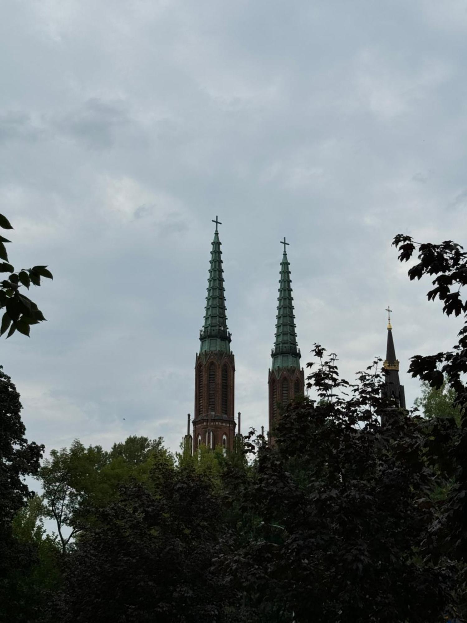 By The River In * Warschau