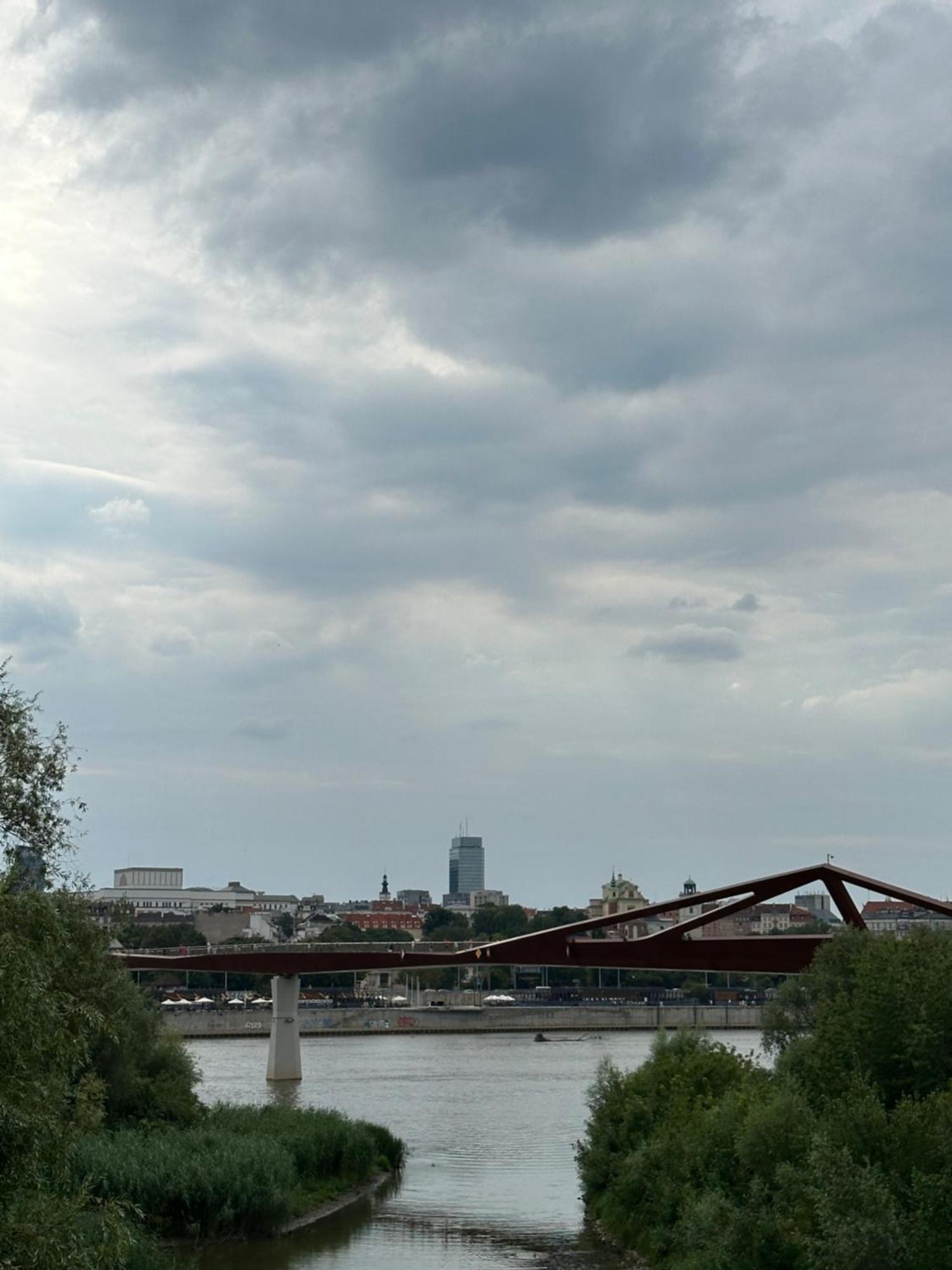 Apartment By The River In
