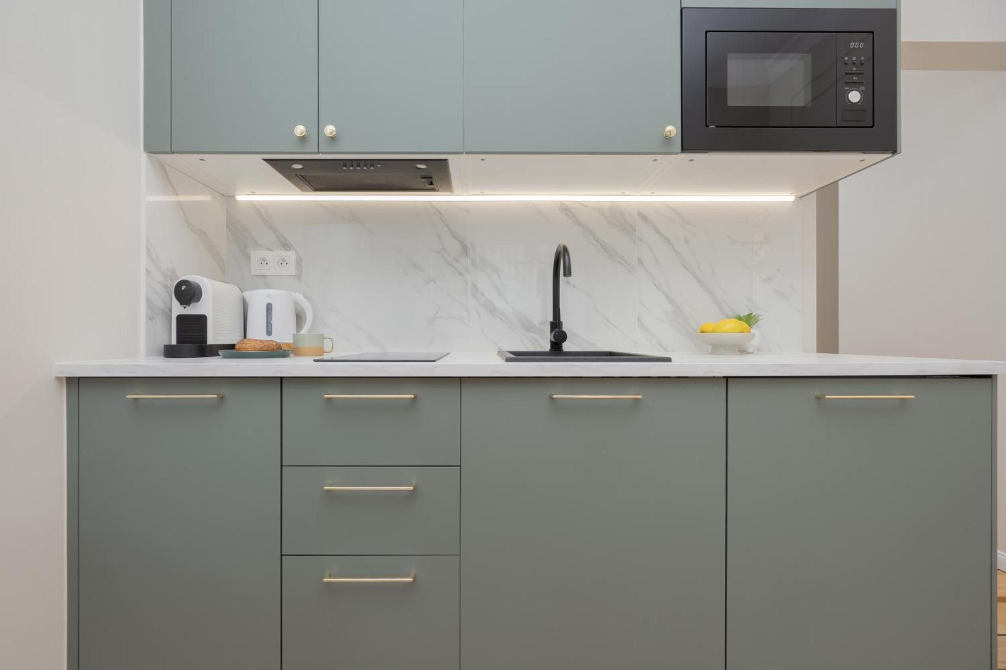 Elegant Grojecka In By Renters Apartment