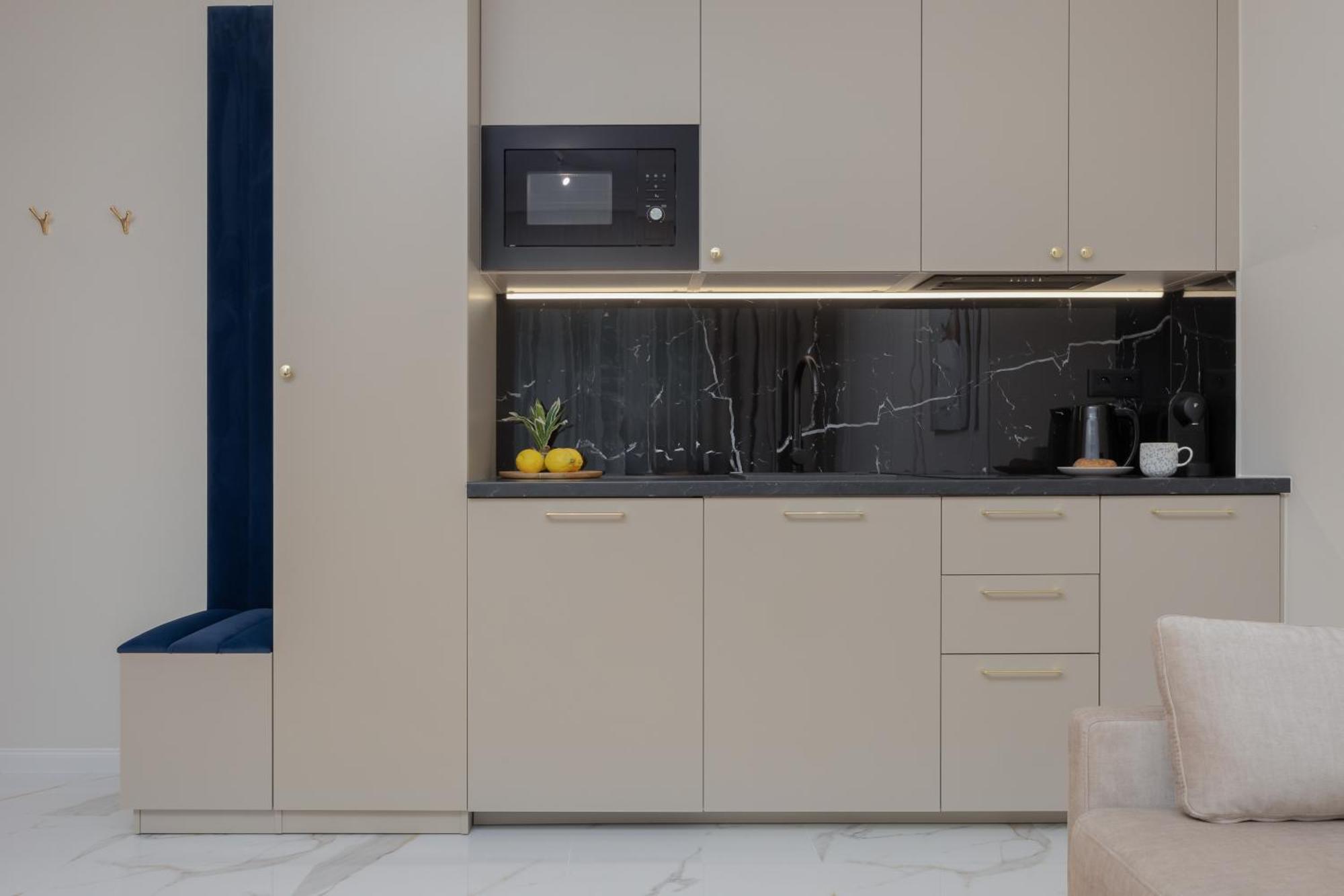 Apartment Elegant Grojecka In By Renters
