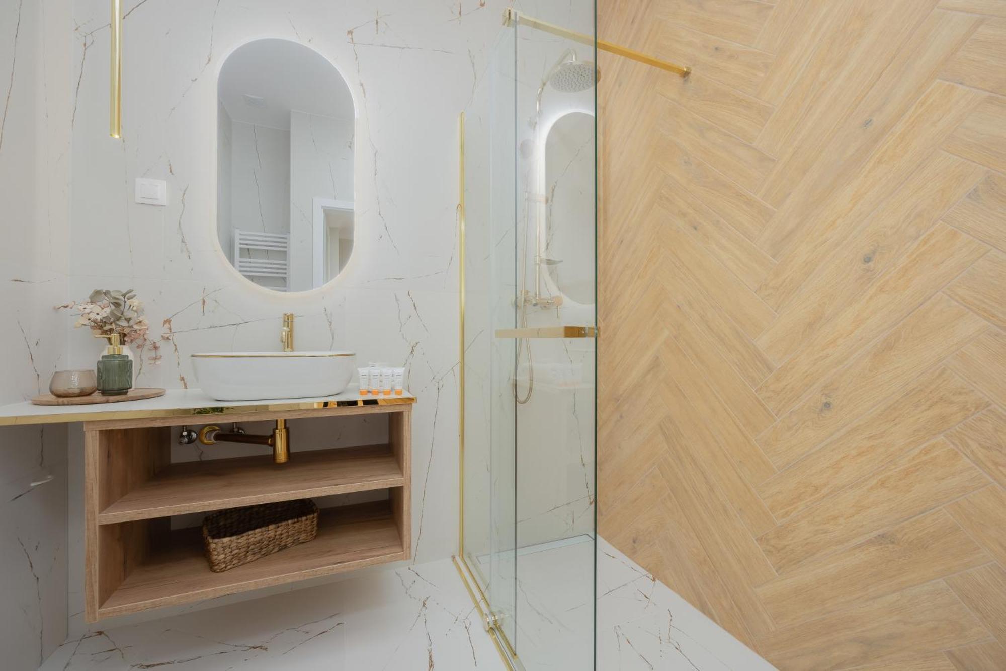 Elegant Grojecka In By Renters Apartment