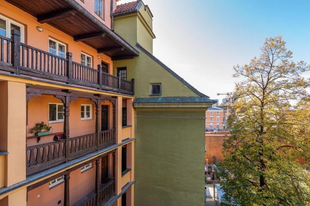 Castle Square Z Widokiem Na Plac Zamkowy I Zamek Krolewski Apartment *