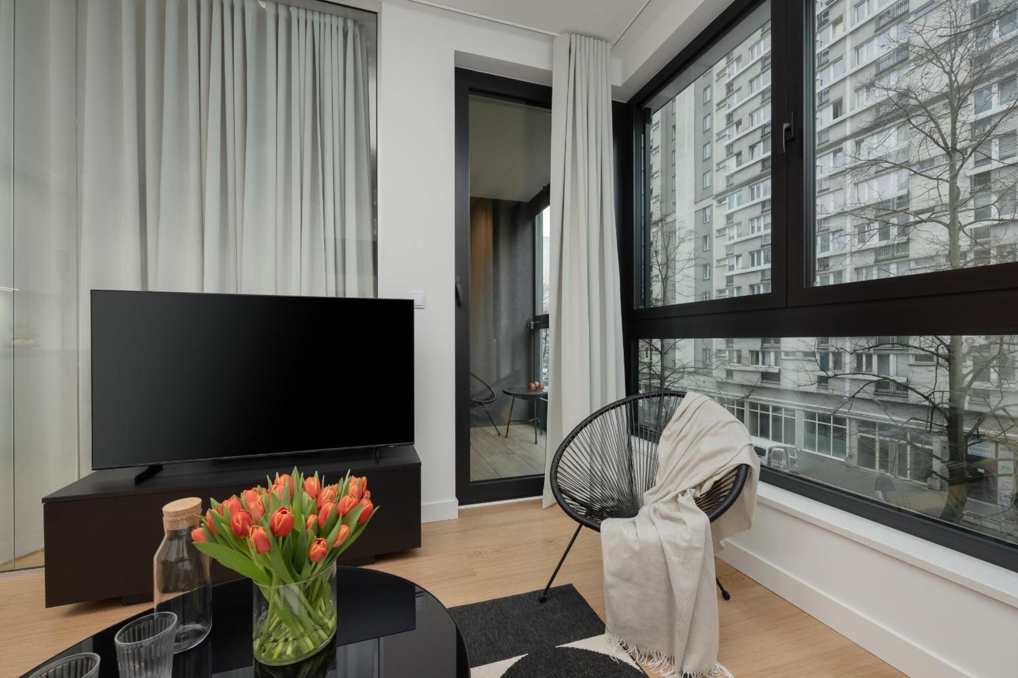 Apartment Deluxe In The Center By Renters Warsaw