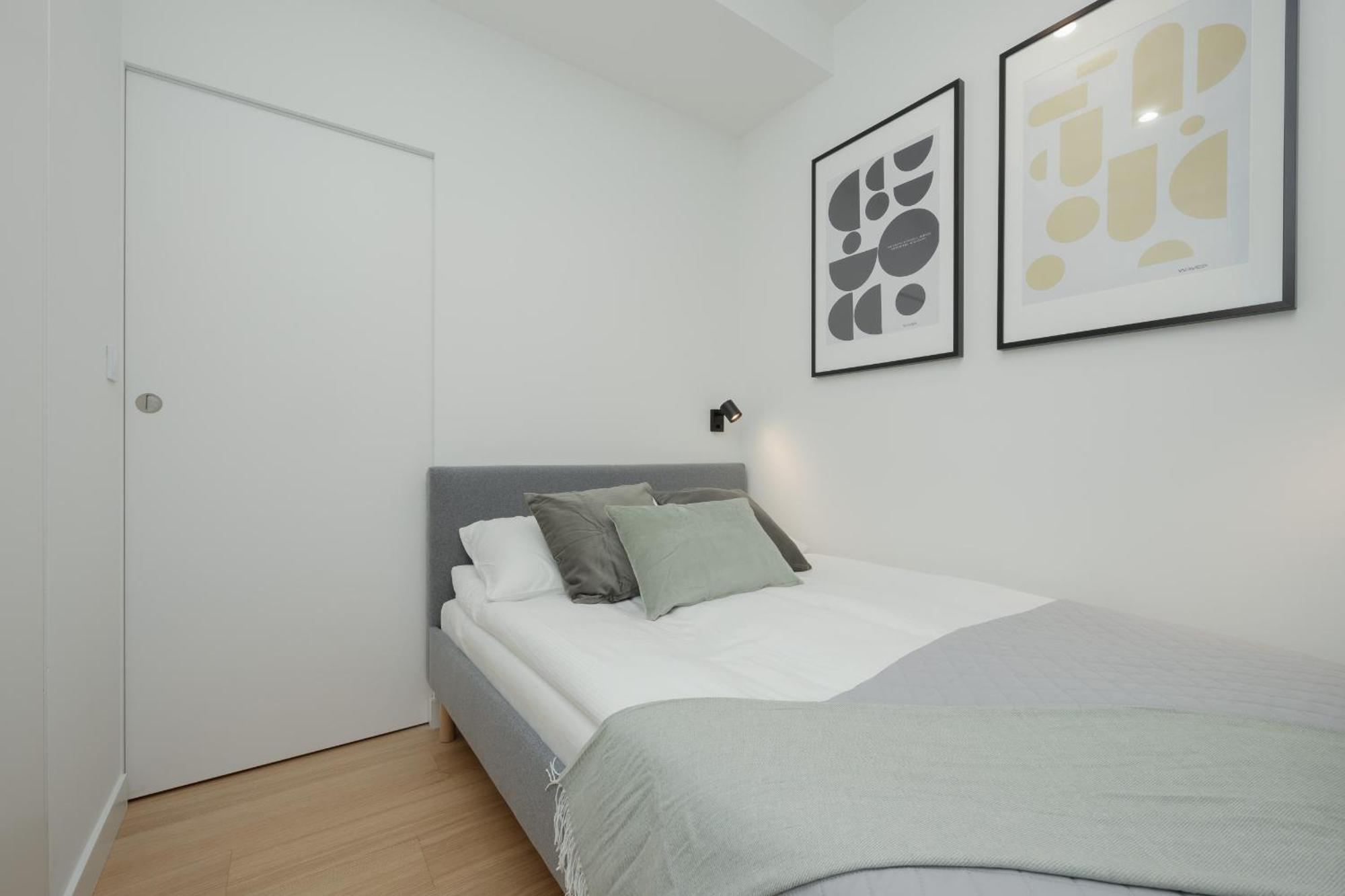 Deluxe In The Center By Renters Apartment Warsaw