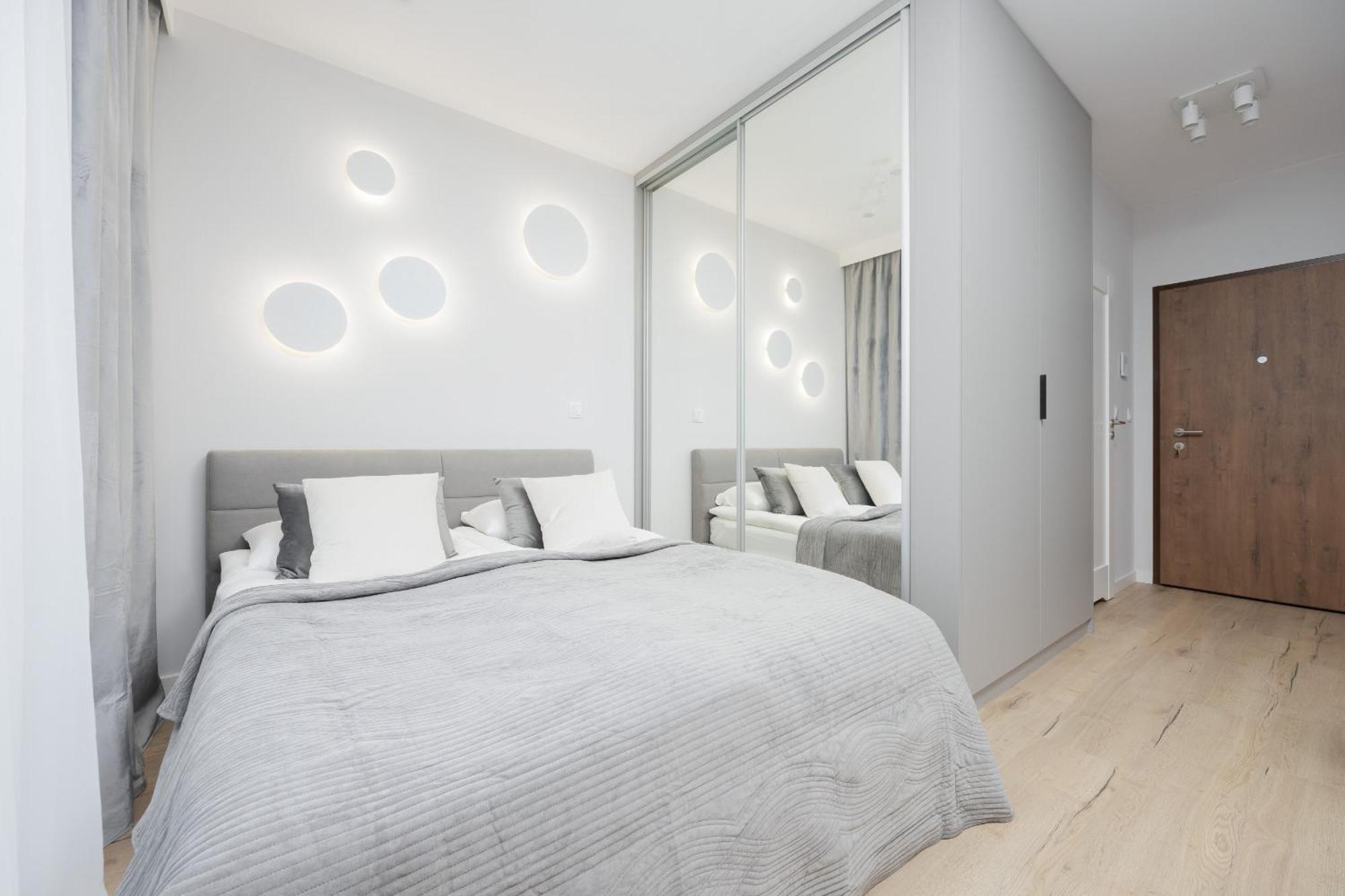 Wyjatkowe Studia W Warszawie By Renters Warsaw
