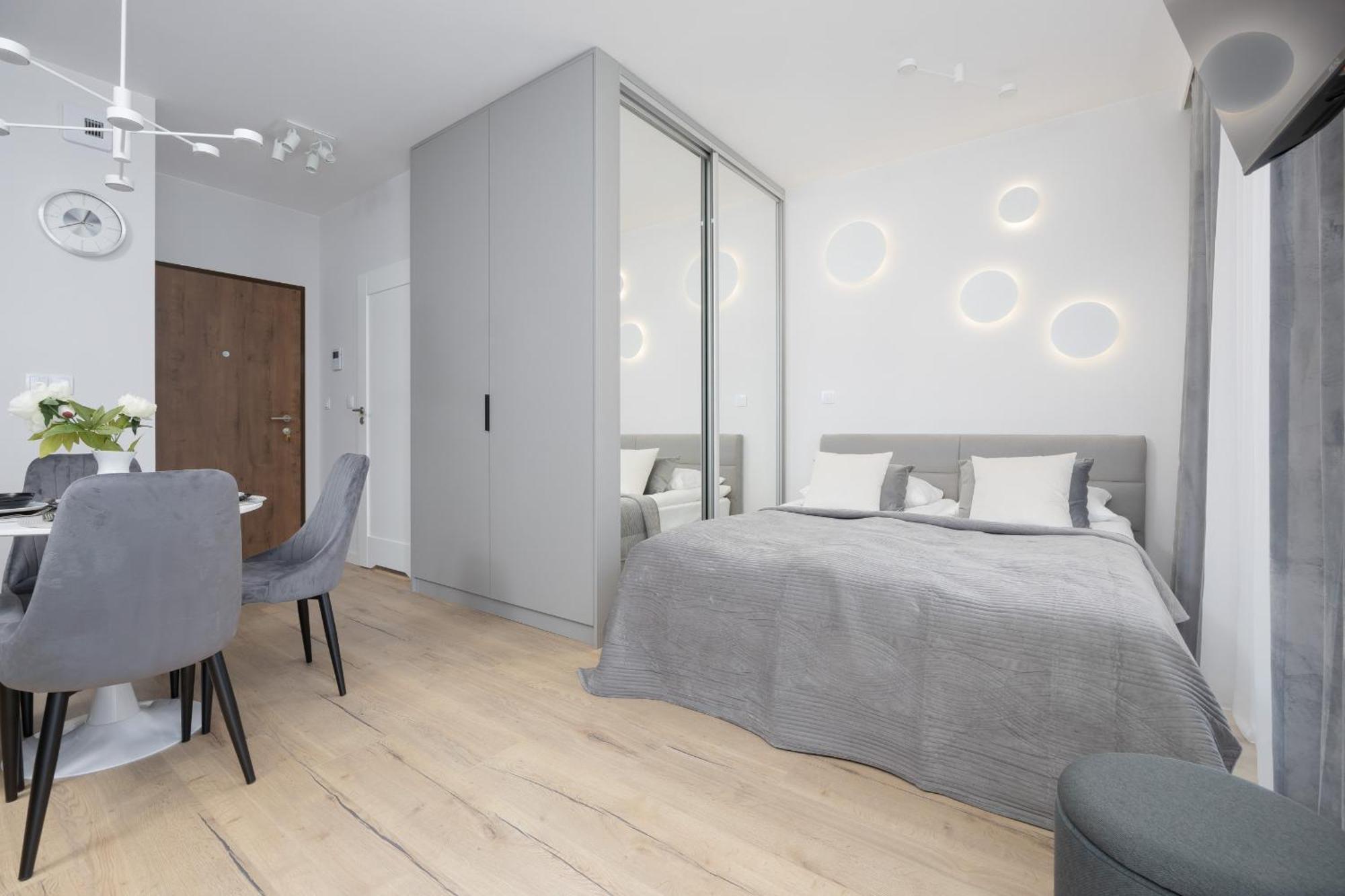 Wyjatkowe Studia W Warszawie By Renters Apartment *