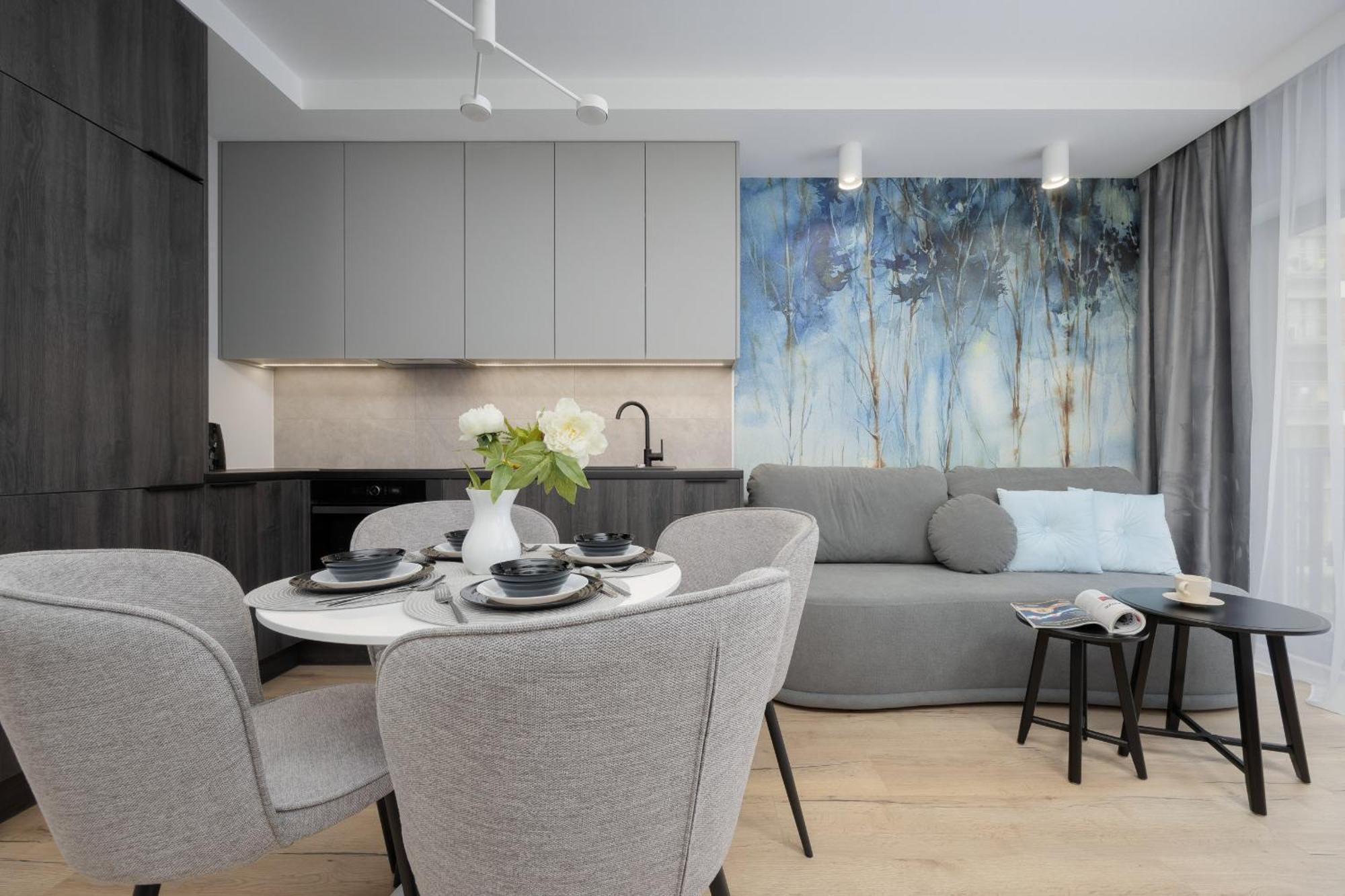 Wyjatkowe Studia W Warszawie By Renters *