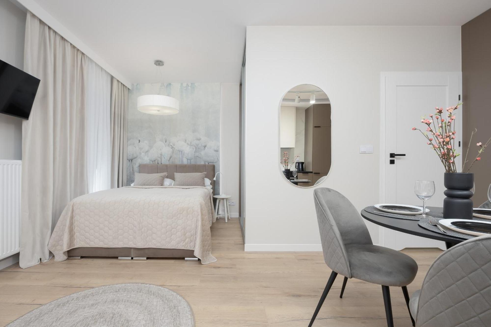 Wyjatkowe Studia W Warszawie By Renters Apartment *