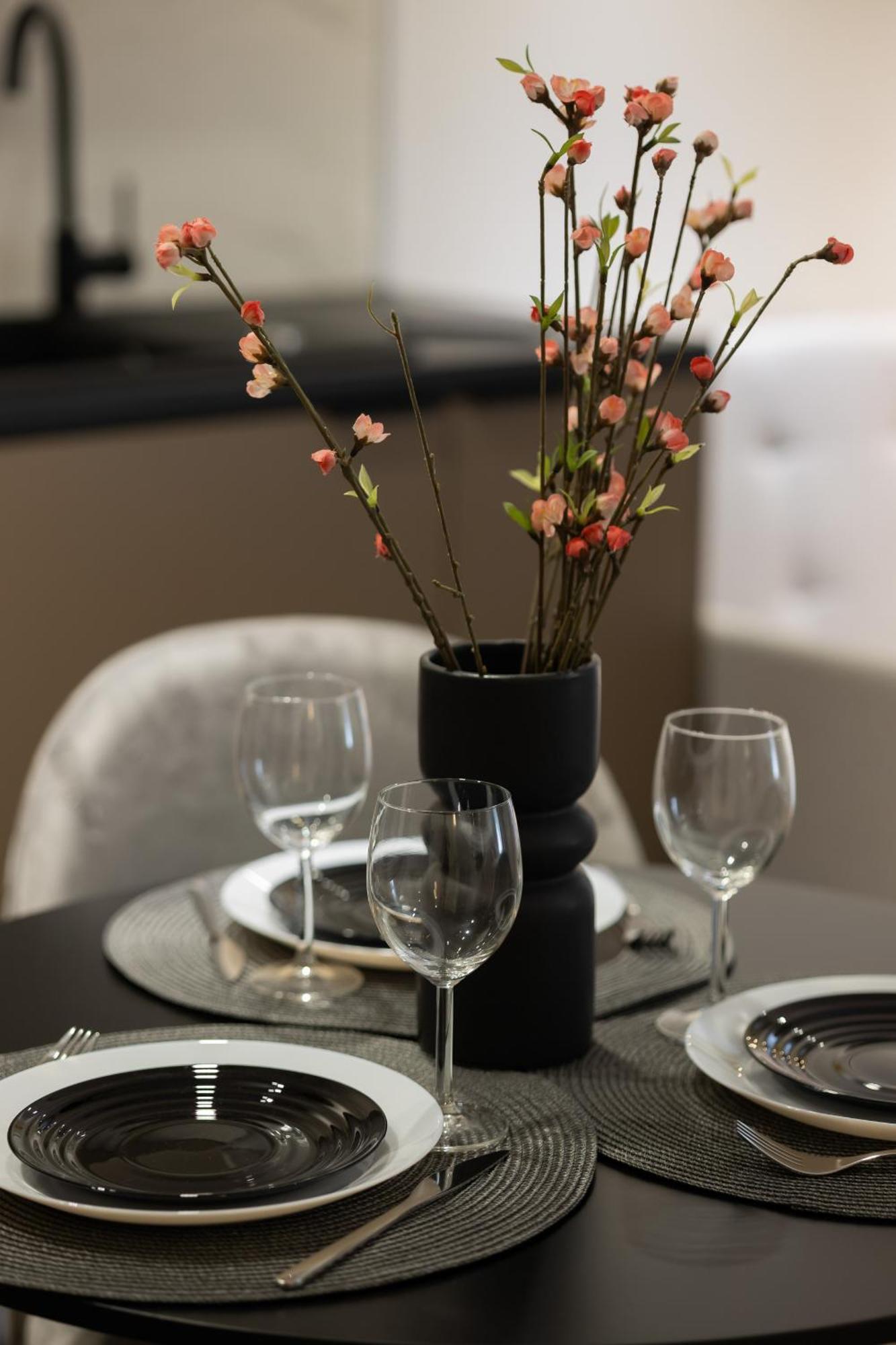 Apartment Wyjatkowe Studia W Warszawie By Renters Warsaw