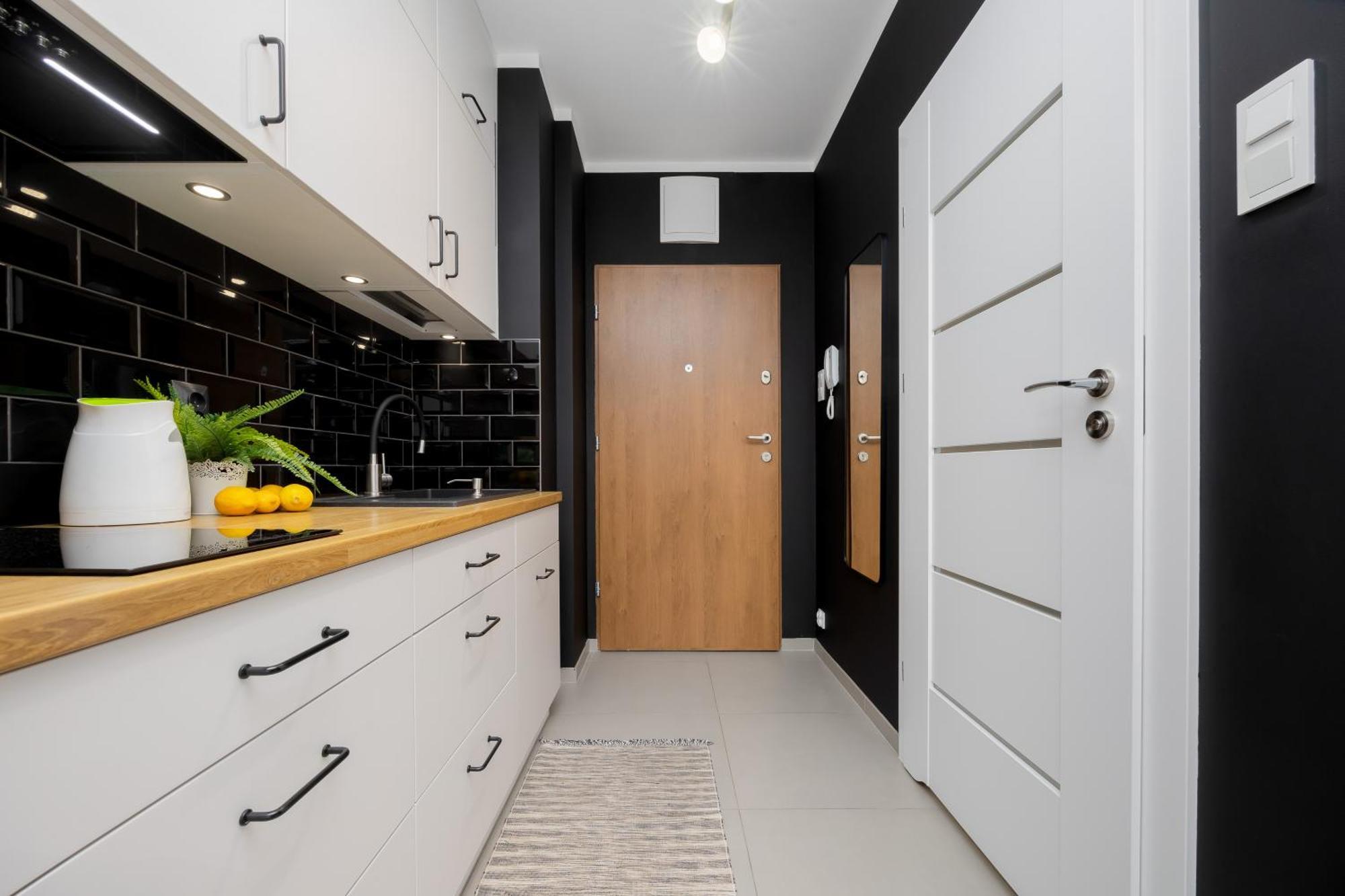 Piekne Z Balkonem Dla 2 Osob W Warszawie By Renters Apartment