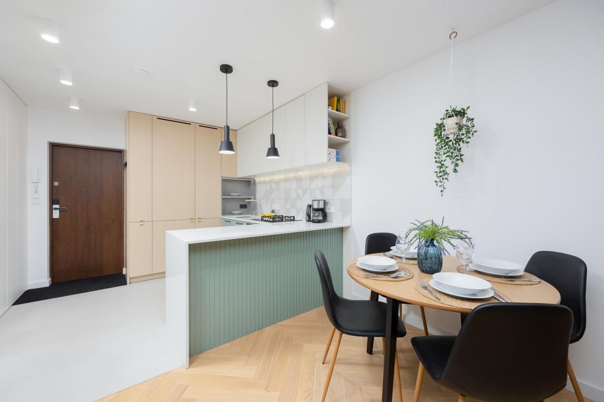 Grzybowska Modern In The Center Of By Renters