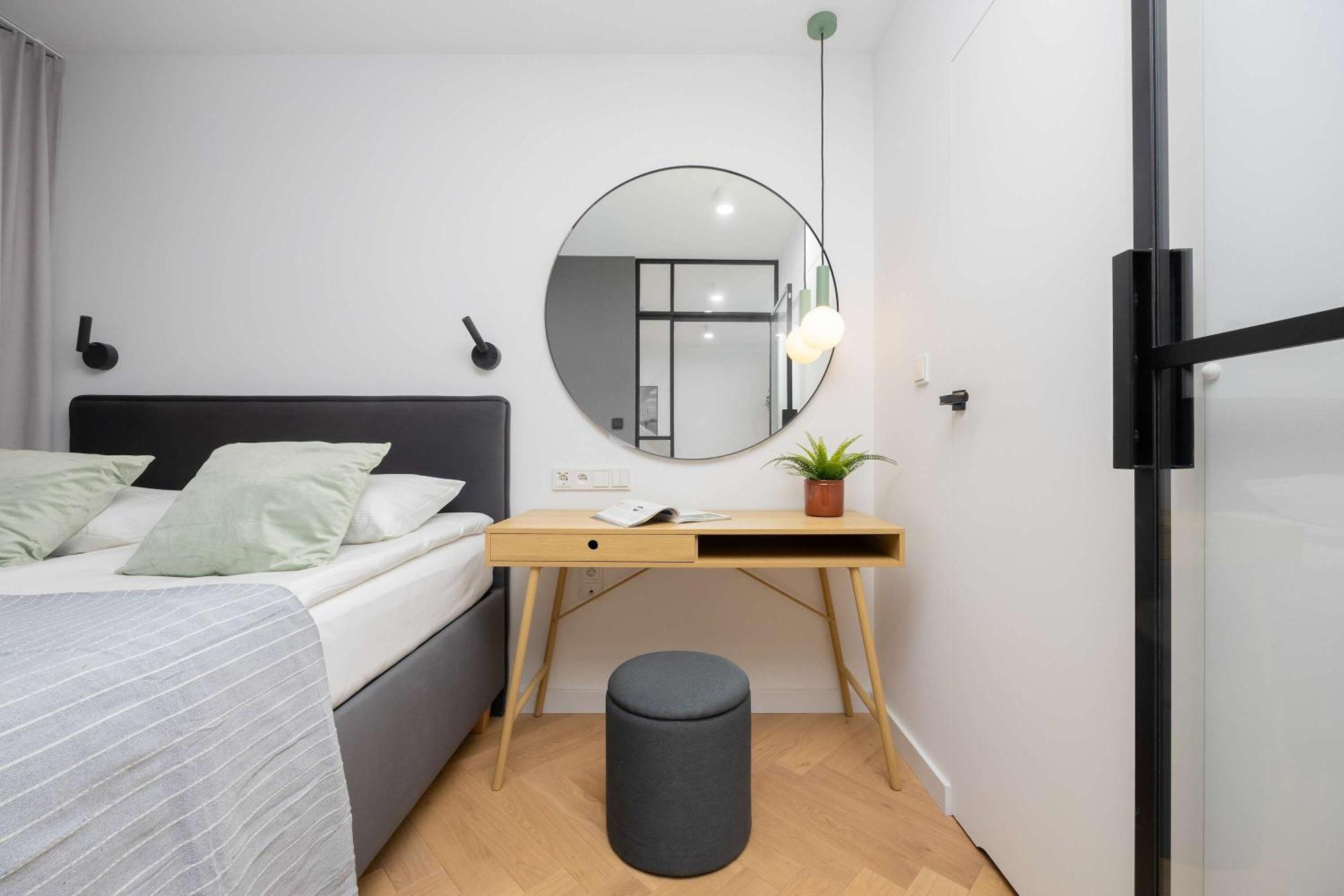 Grzybowska Modern In The Center Of By Renters *