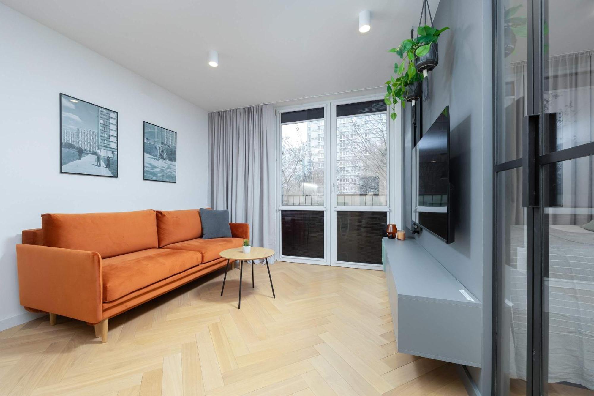 Grzybowska Modern In The Center Of By Renters Apartment