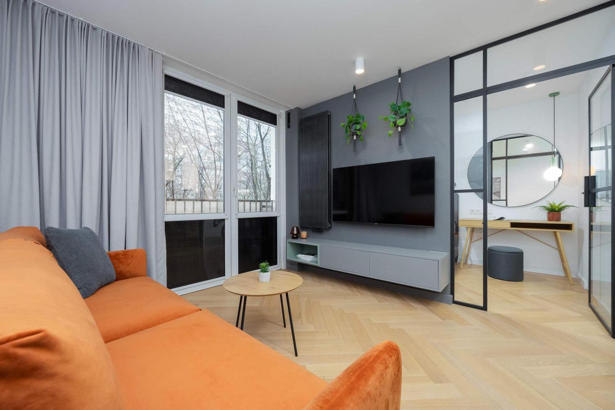 Grzybowska Modern In The Center Of By Renters Apartment