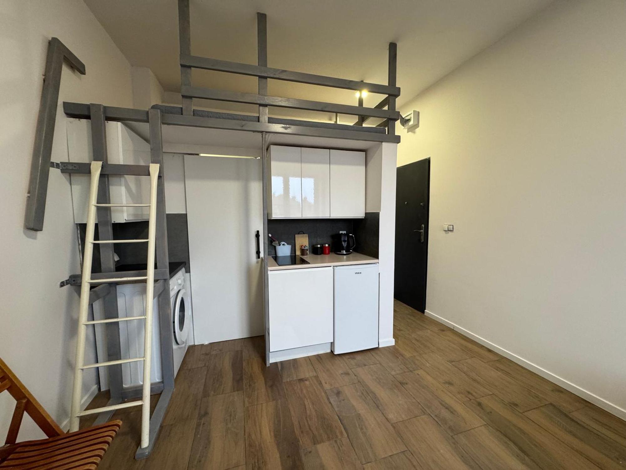 Miniapartamenty Ibisa Apartamento *