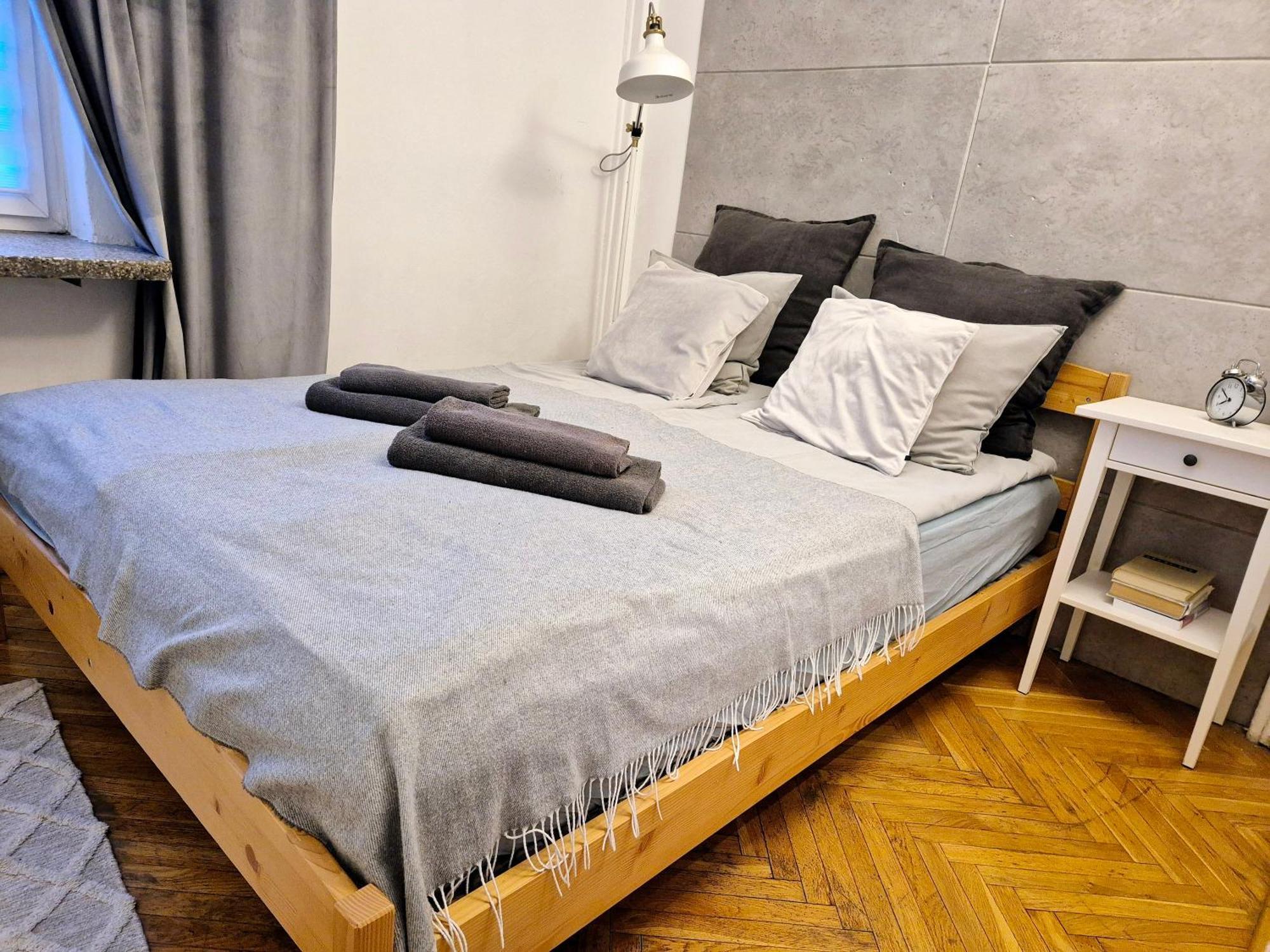 Apartment Miodowa *