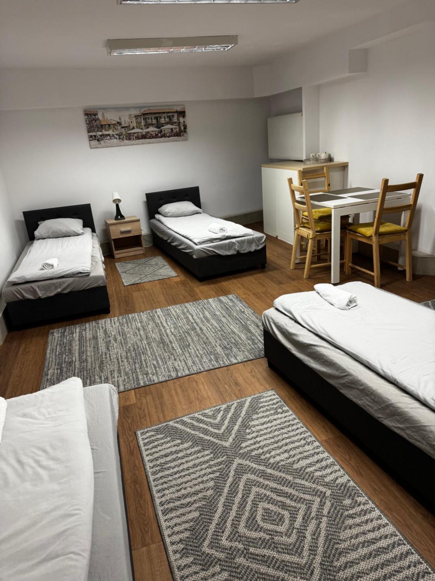 Esa Hostel