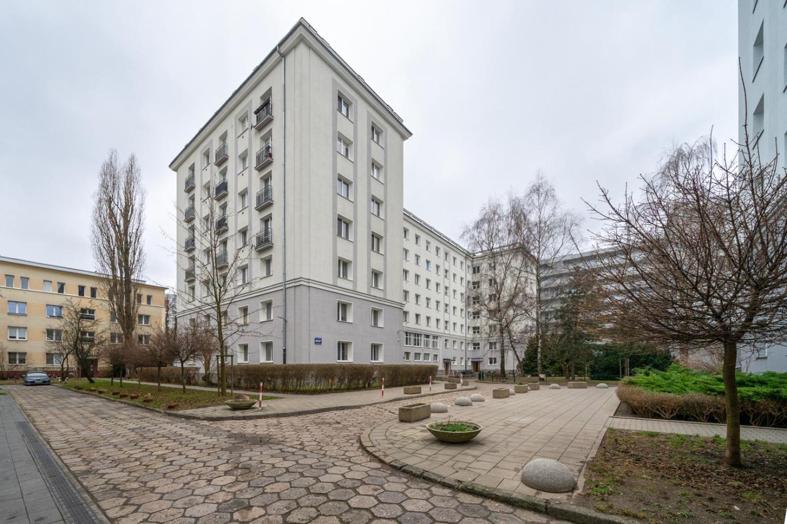 Mokotow - 56m2, Metro Nearby - By Rentujemy Warsaw