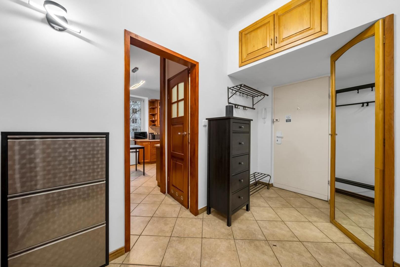 Mokotow - 56m2, Metro Nearby - By Rentujemy Apartment