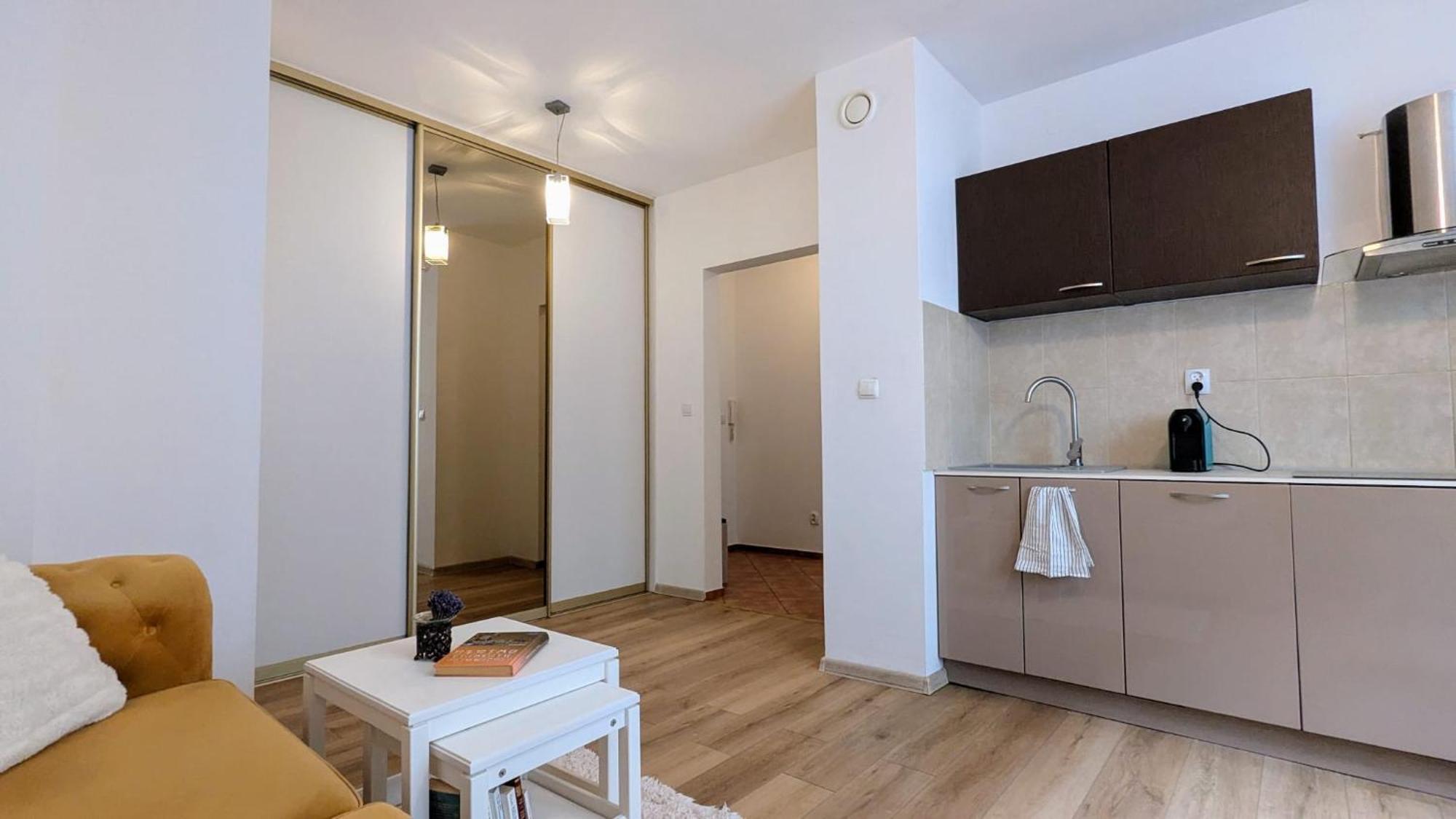 Center Sienna 72a * Warsaw
