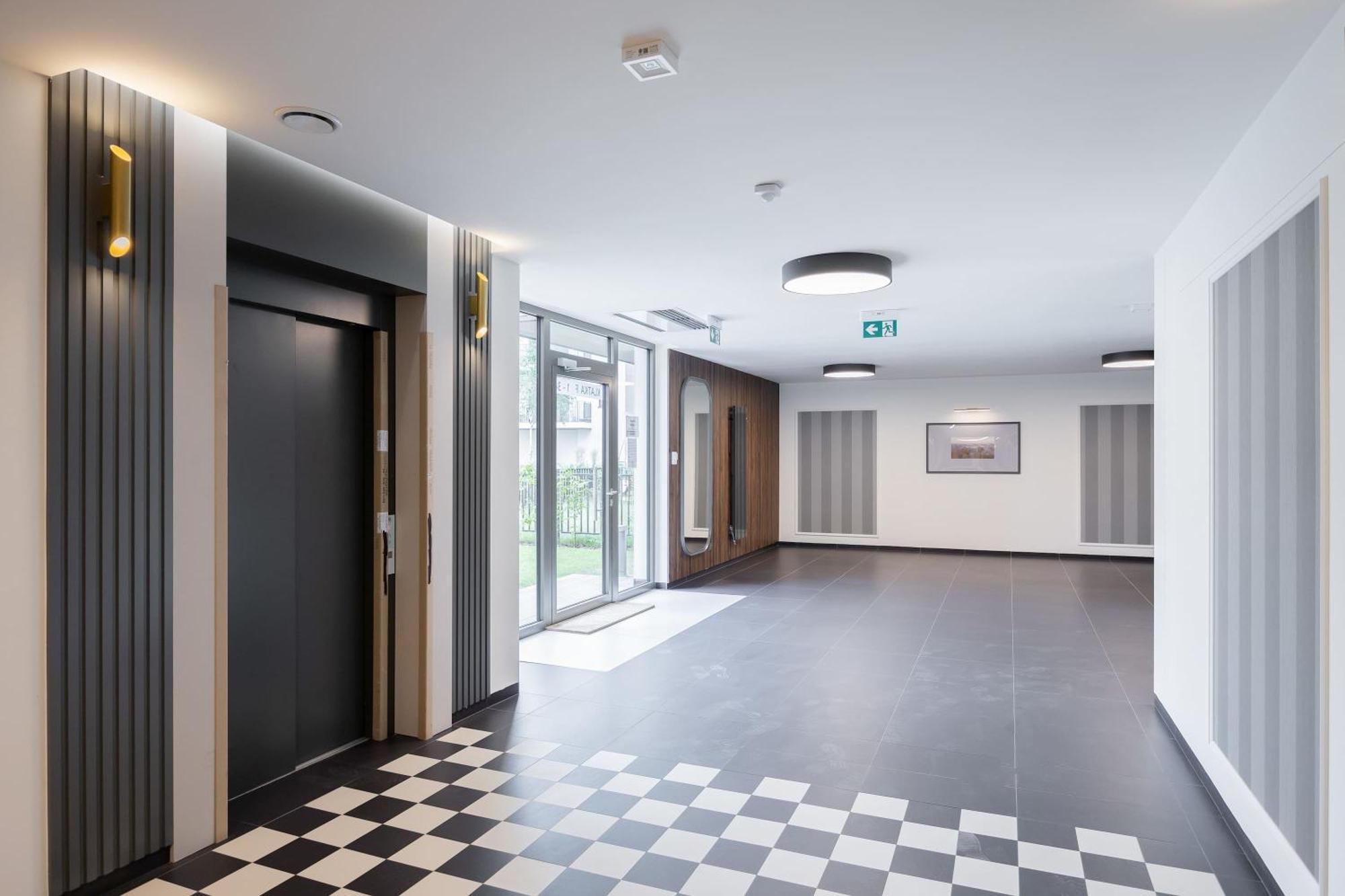 Sarmacka Wilanow With Parking, Sauna & Gym By Renters Apartment *