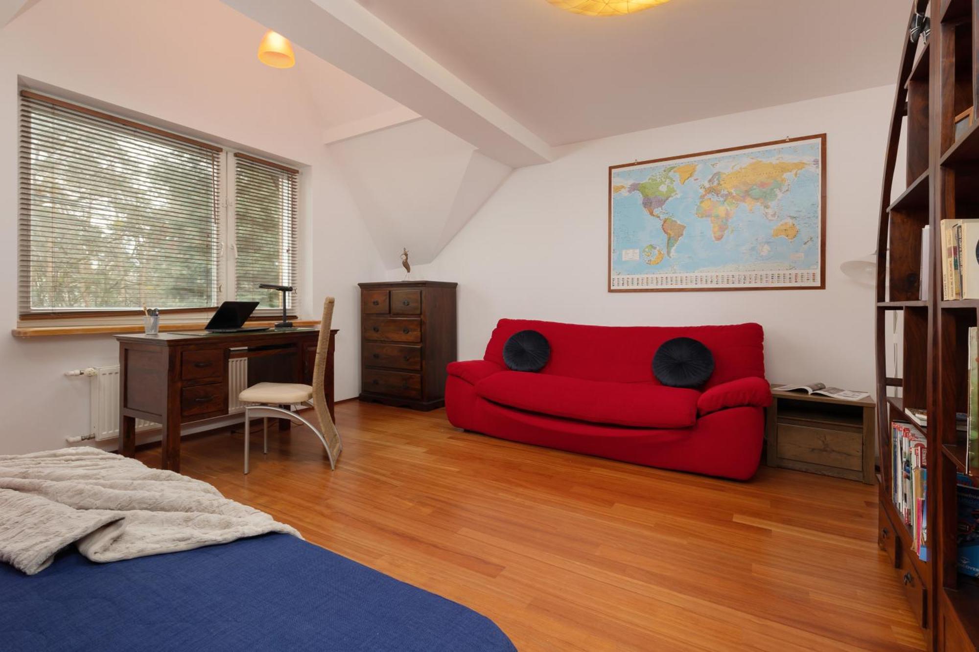 Quiet Bemowo House With Garden By Renters Holiday home *