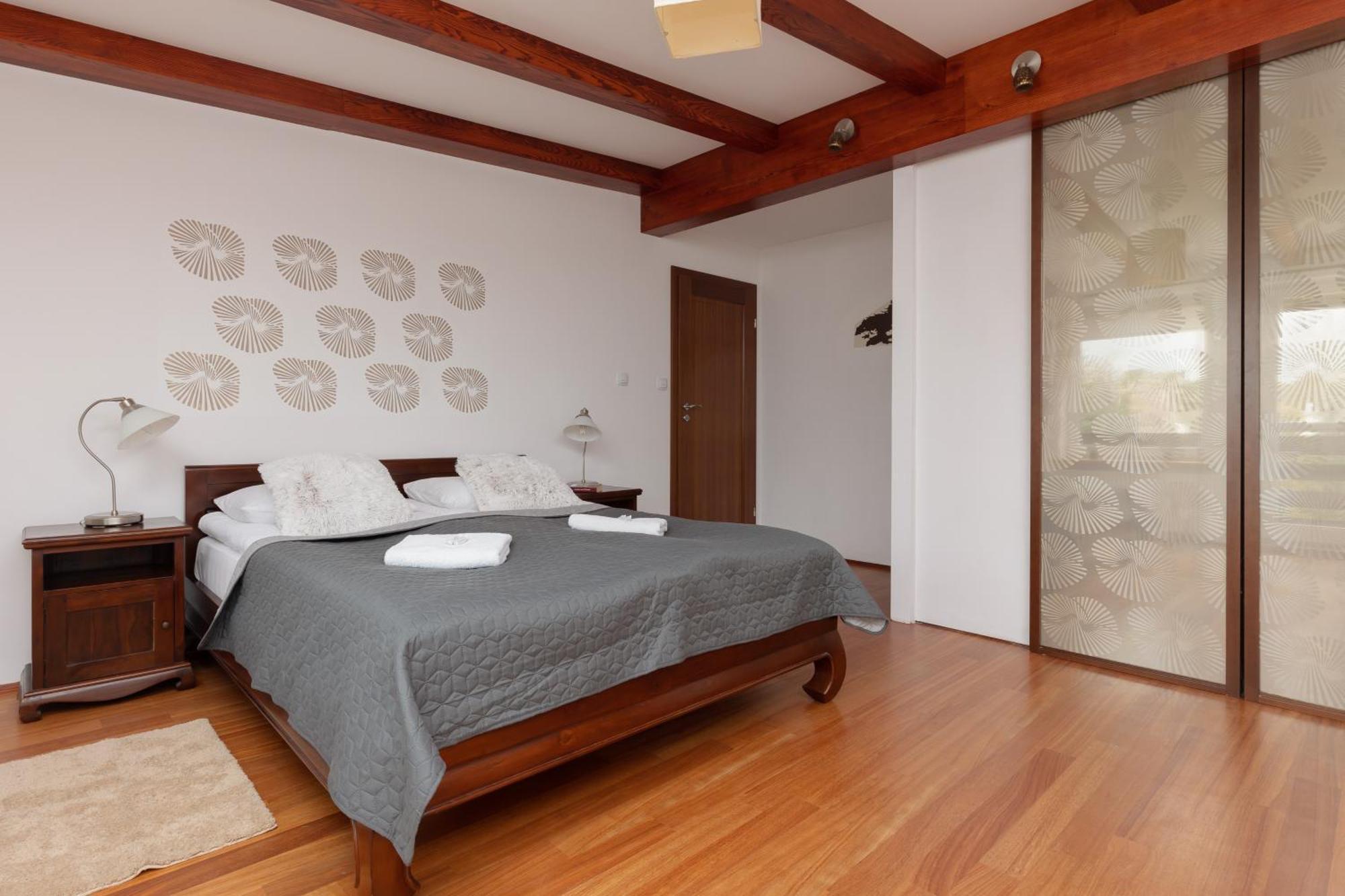 Holiday home Quiet Bemowo House With Garden By Renters Warsaw