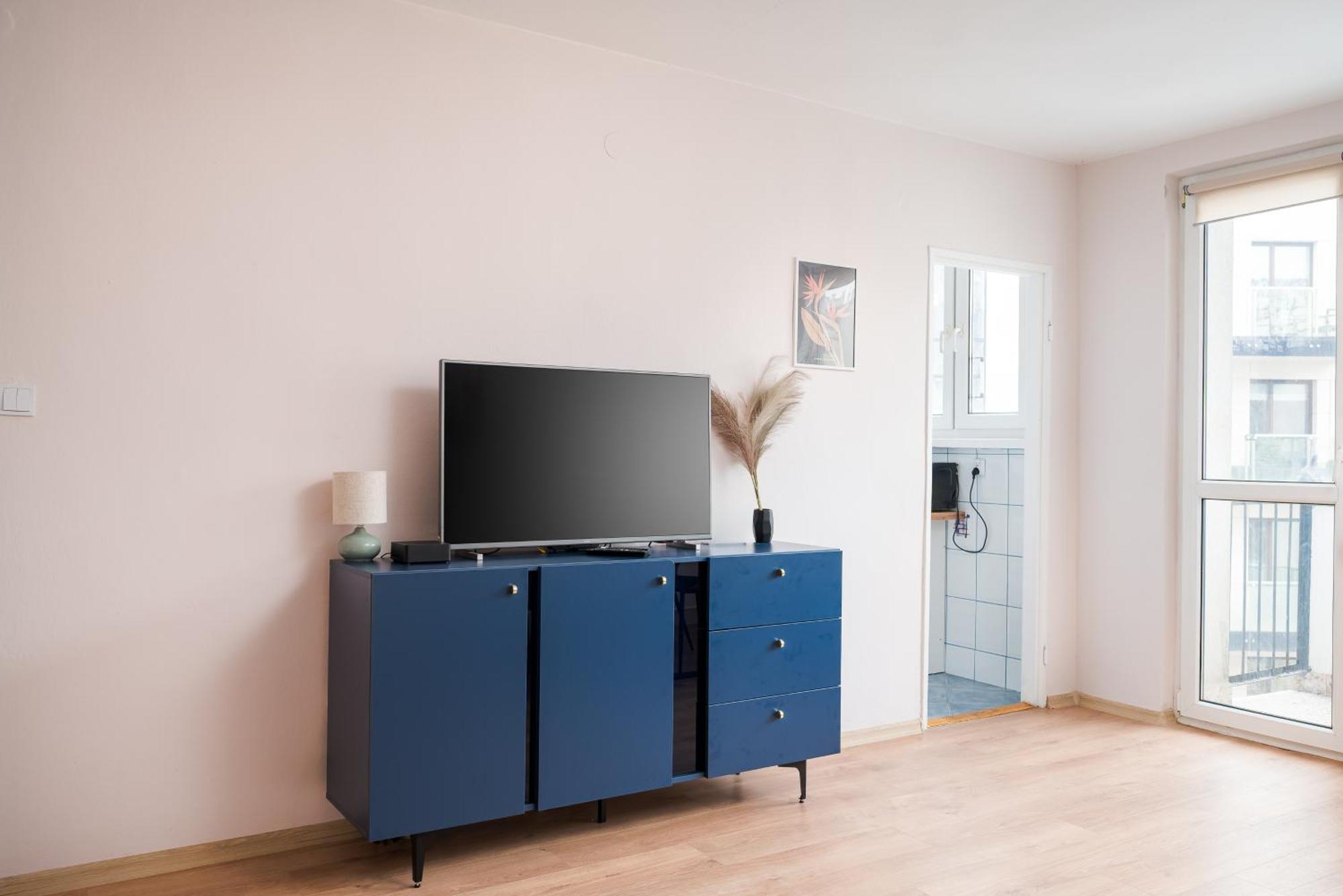 Apartment Solec Royal Blue Warsaw