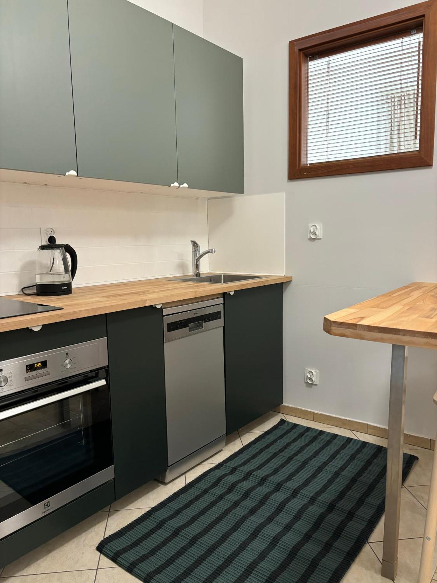 Apartment Chocimska 35 - Skwer Tarasa Szewczenki - Stary Mokotow *