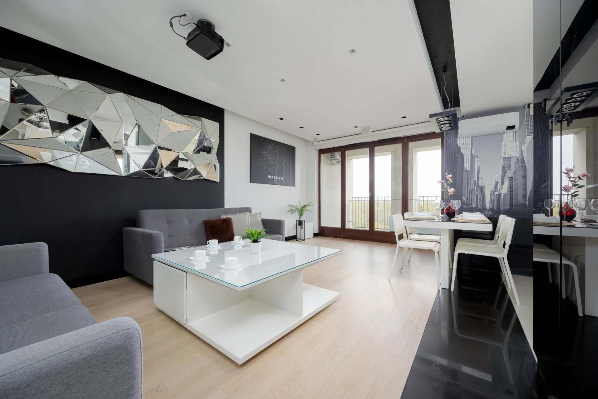 Apartament Pokorna Modern With Balcony & Parking By Renters