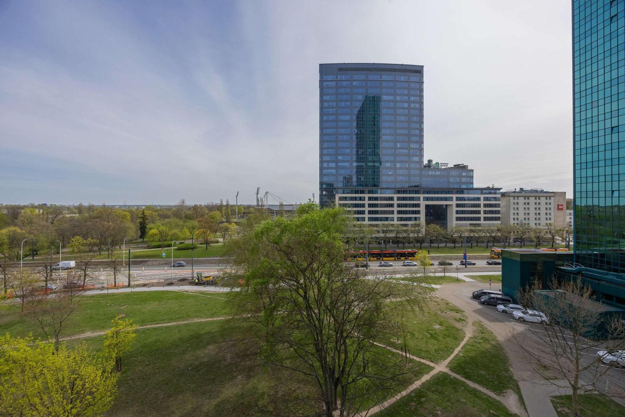 Pokorna Modern With Balcony & Parking By Renters Warszawa