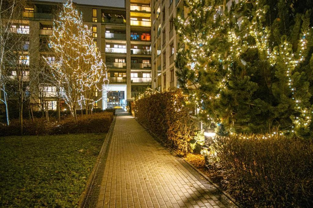 Modern Zoliborz Lux Near Center With Parking And Garden Apartment