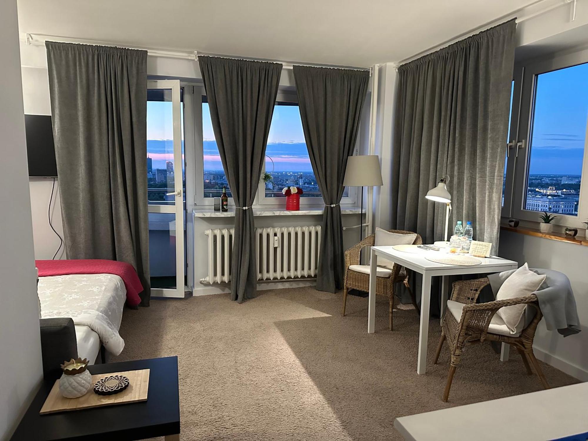 View Centrum Metro X2 Wifi 600 Mbs Smart Tv Panorama Miasta Warsaw