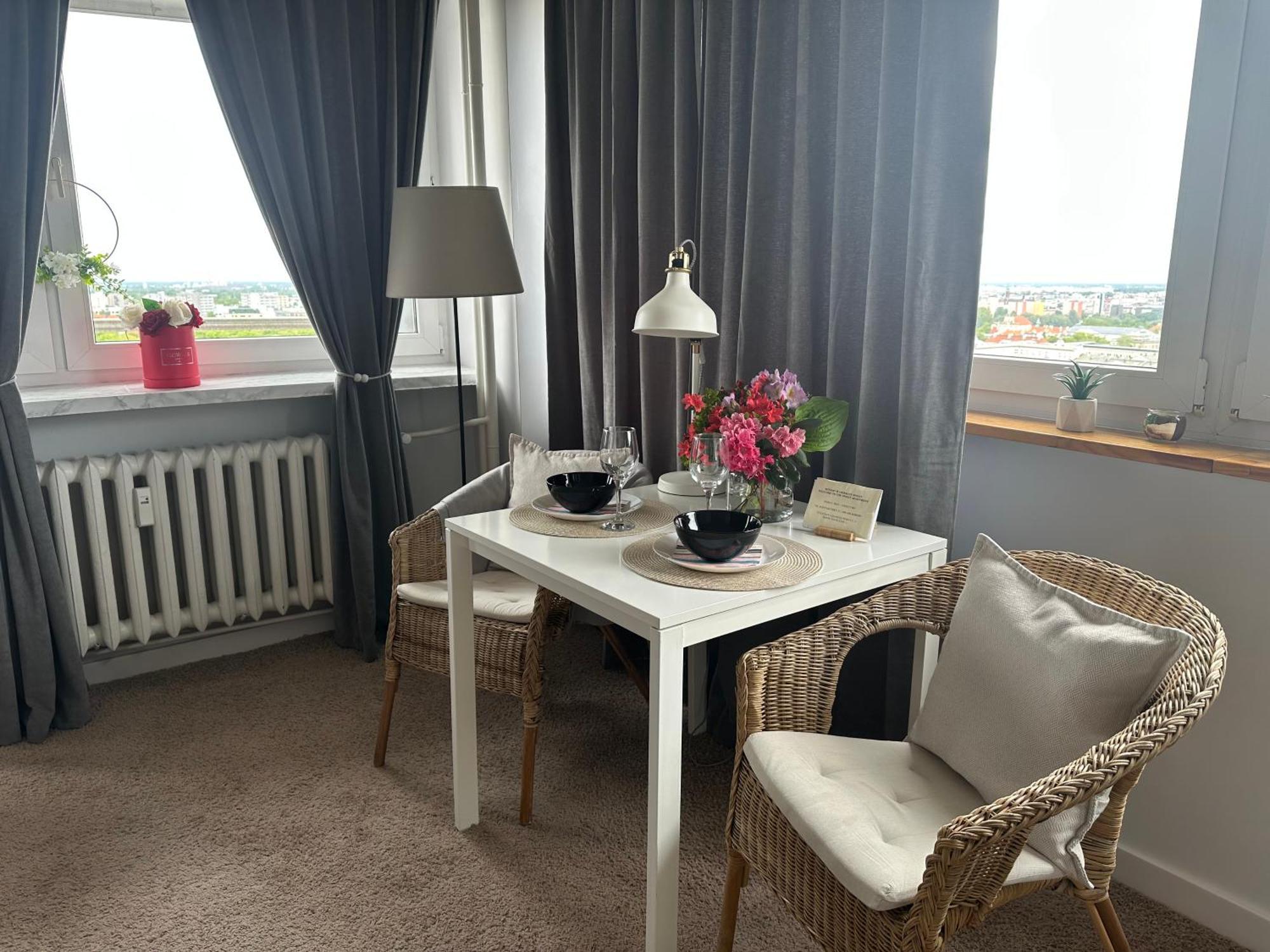 View Centrum Metro X2 Wifi 600 Mbs Smart Tv Panorama Miasta Warsaw