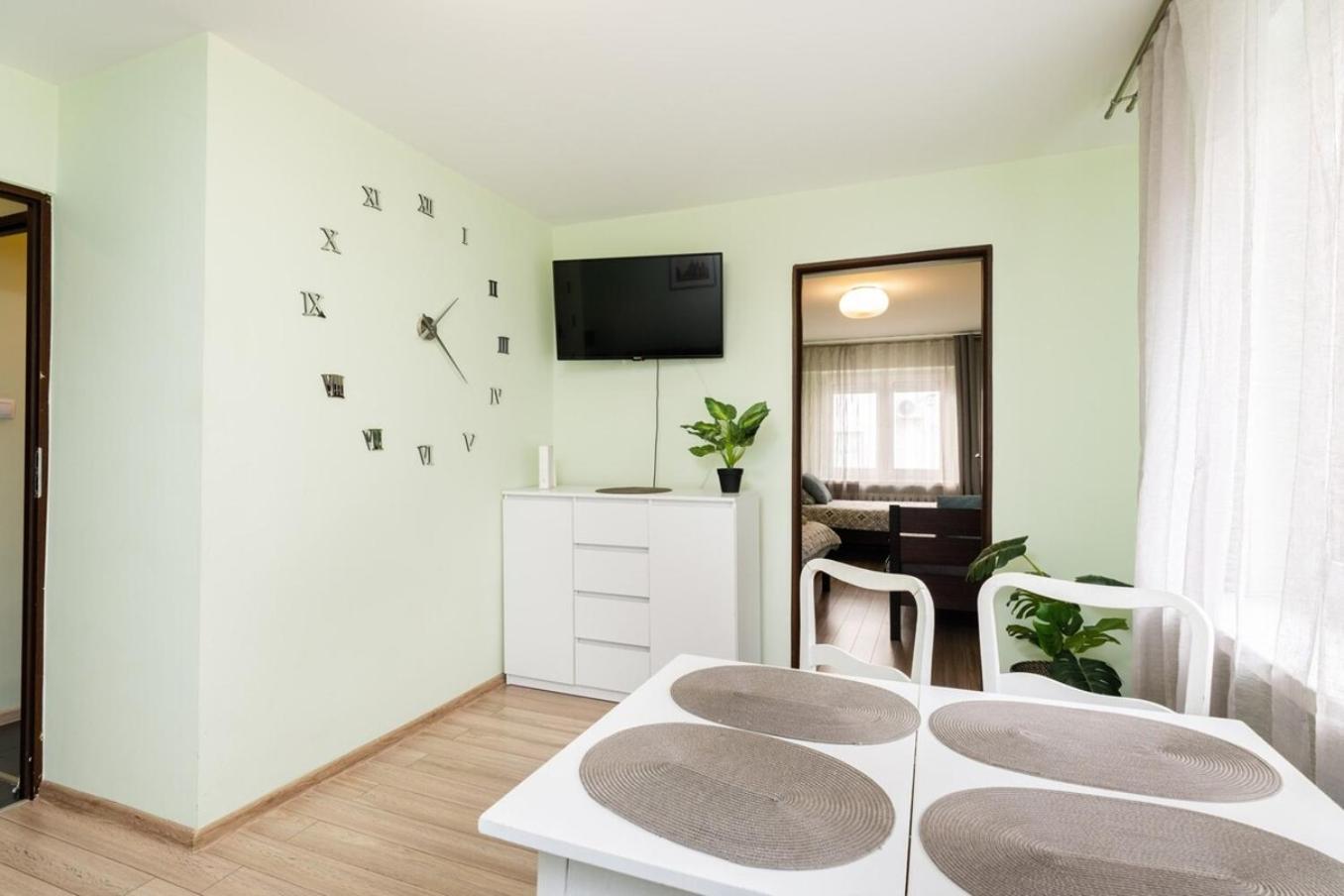 Pistachio Center Apartment *